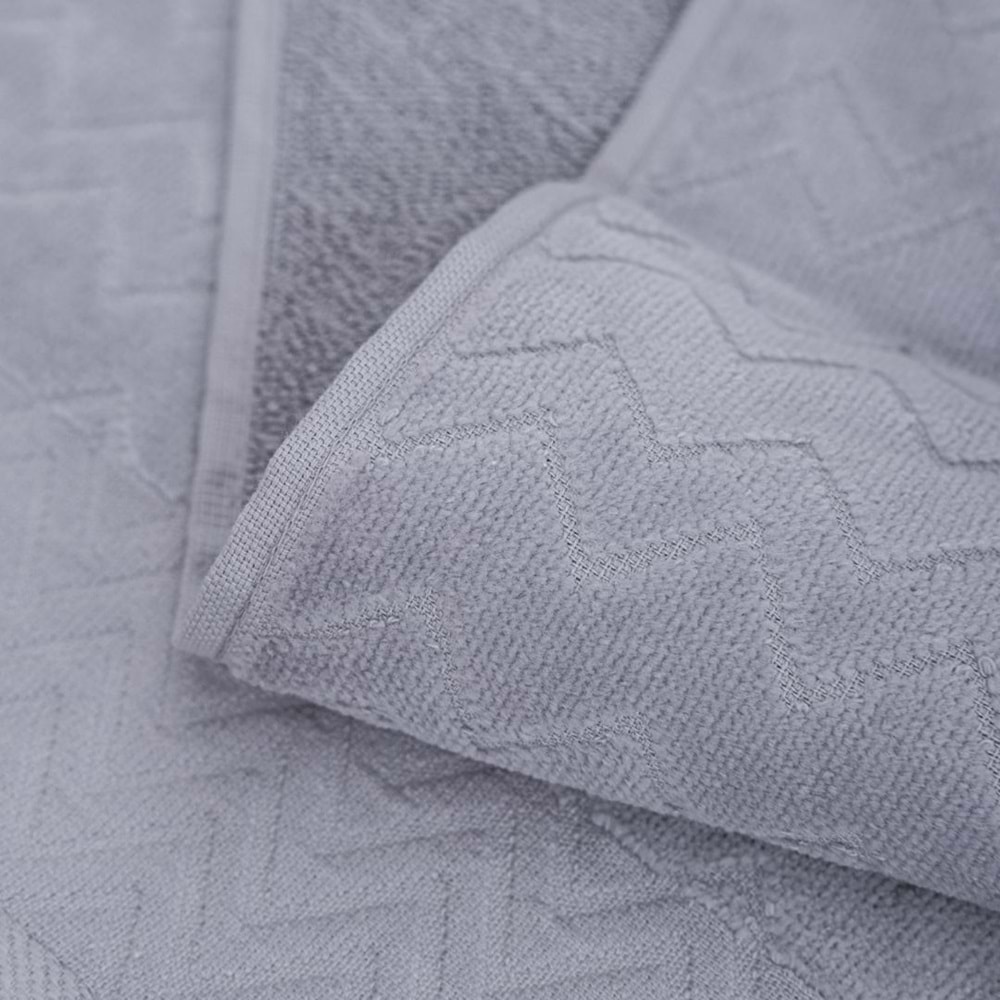 Ansaaj Kadife Jakarlı 4 Parça Bornoz Takımı AÇIK GRİ L-XL Beden