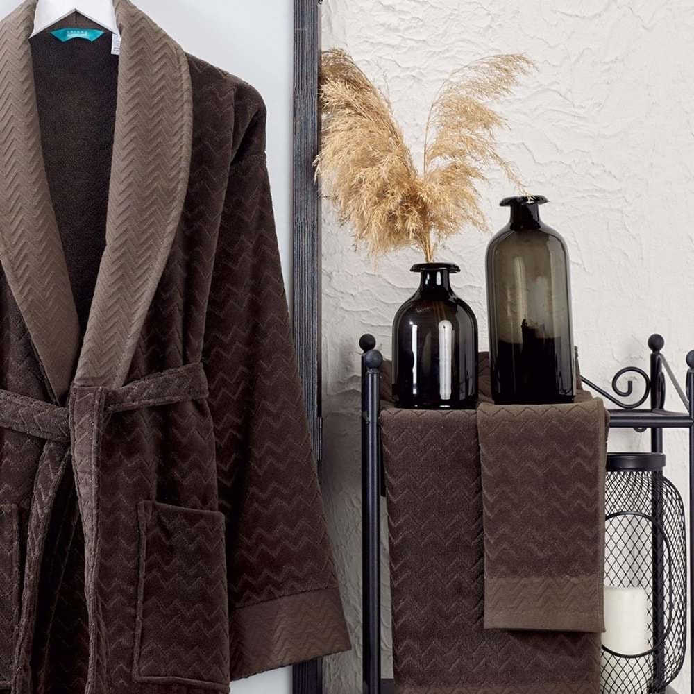 Ansaaj Kadife Jakarlı 4 Parça Bornoz Takımı KAHVE L-XL Beden