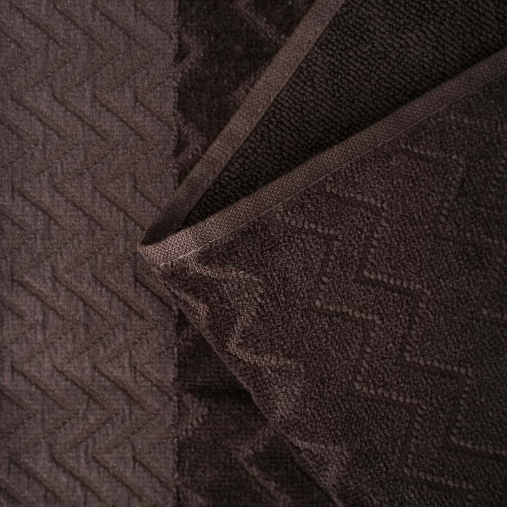 Ansaaj Kadife Jakarlı 4 Parça Bornoz Takımı KAHVE L-XL Beden