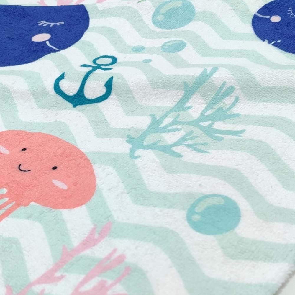 Sevimli Balina Dijital Baskılı 75x145 Cm Çocuk Plaj Havlusu